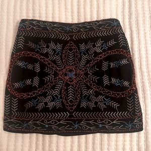 black embroidered lulus mini skirt S